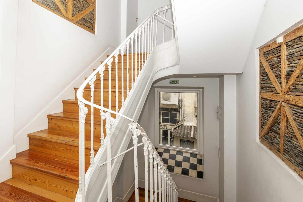 Pombalino Design Apartment Em Baixachiado Lissabon Exterior foto